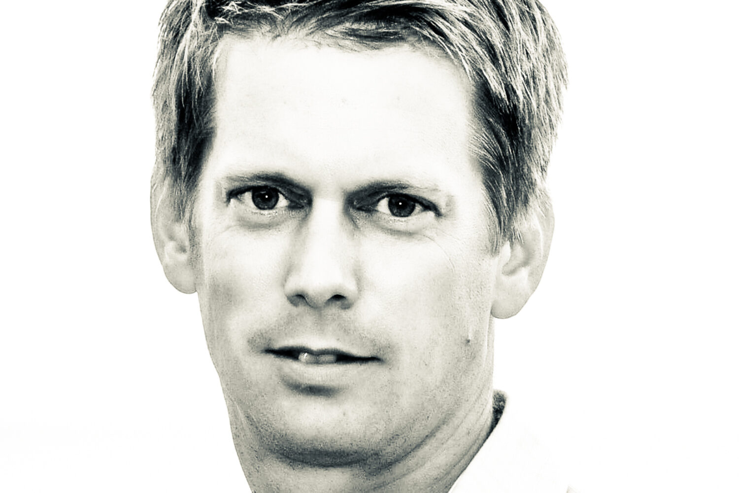 Mark Sytse YBEMA. General Manager.